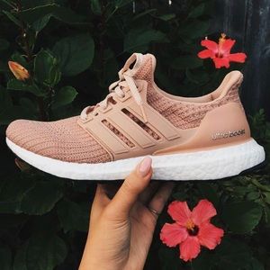 Adidas UltraBoost 4.0 - Ash Pearl